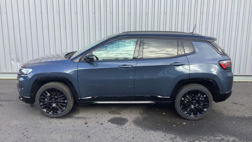 Aperçu du véhicule : COMPASS 1.5 Turbo T4 130 ch e-Hybrid BVR7 S