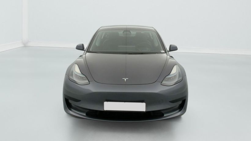 Aperçu du véhicule : AUTONOMIE STANDARD PLUS RWD
