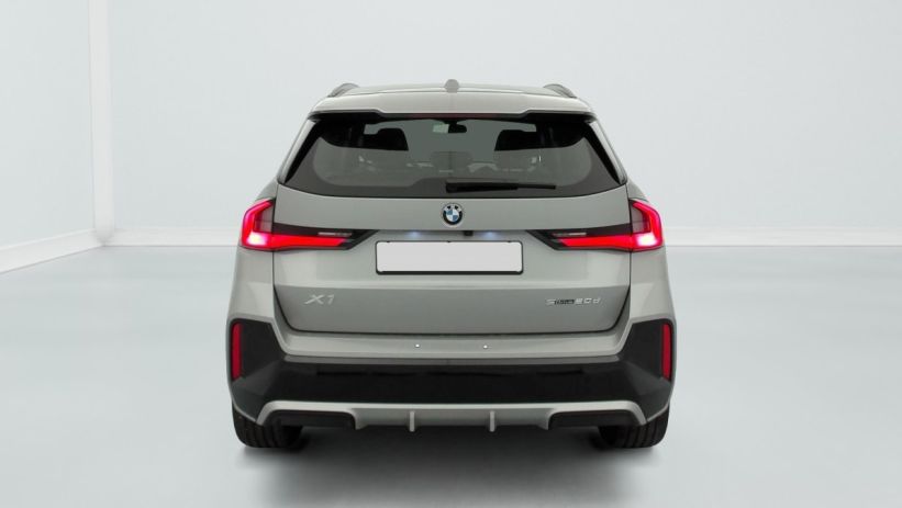 Aperçu du véhicule : SDRIVE 20D 163CH DKG7 M SPORT