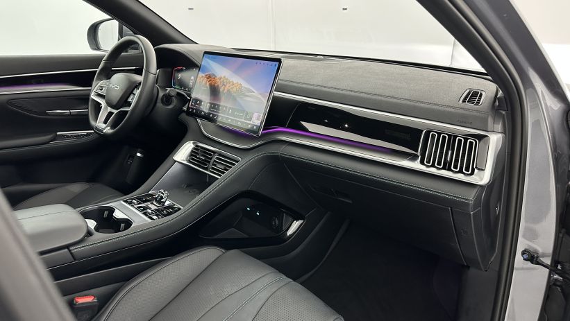 Aperçu du véhicule : 1.5l DM-i 218ch PHEV Boost (18kWh)