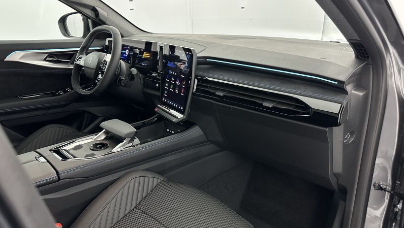 Aperçu du véhicule : E-Tech full hybrid 200ch Esprit Alpine