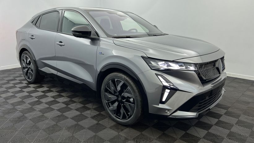 Aperçu du véhicule : E-Tech full hybrid 200 esprit Alpine Gris schiste - Toit Noir Etoilé avec 3150€ d'équipements inclus