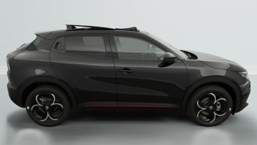 Aperçu du véhicule : 1.2 Ibrida 136 ch eDCT6 Speciale