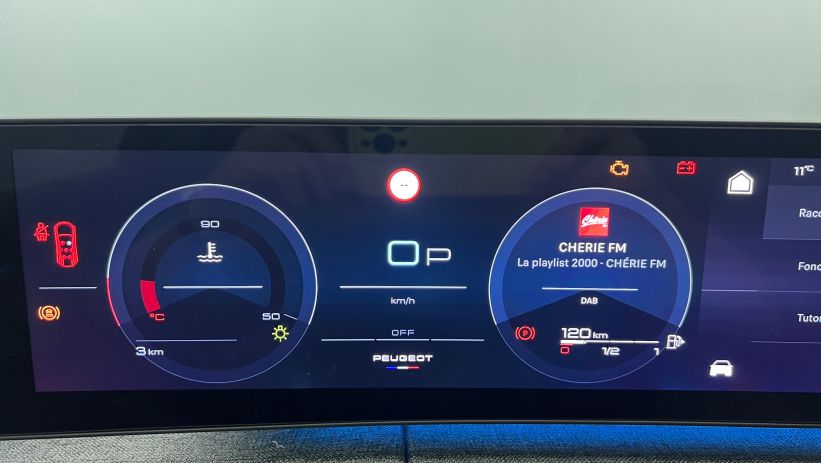 Aperçu du véhicule : Nouveau Hybrid 145 e-DCS6 GT Noir Perla Nera avec 4000€ d'équipements inclus