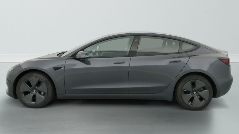 Aperçu du véhicule : AUTONOMIE STANDARD PLUS RWD