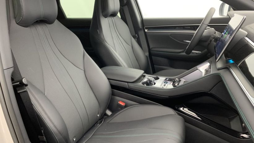 Aperçu du véhicule : 1.5l DM-i 218 ch PHEV Boost