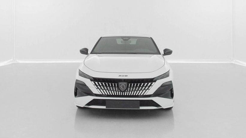 Aperçu du véhicule : III(2) 1.2 Hybrid 145ch GT e-DCS6