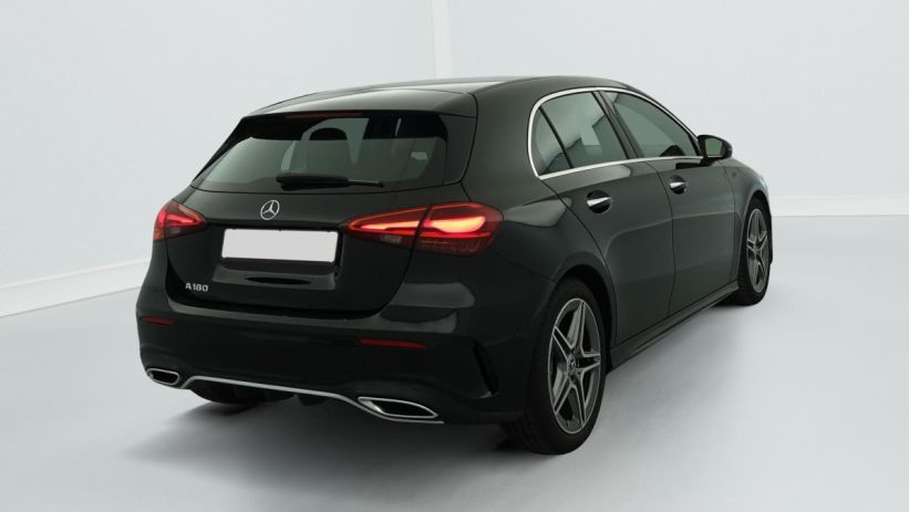 Aperçu du véhicule : 180 7G-DCT AMG LINE