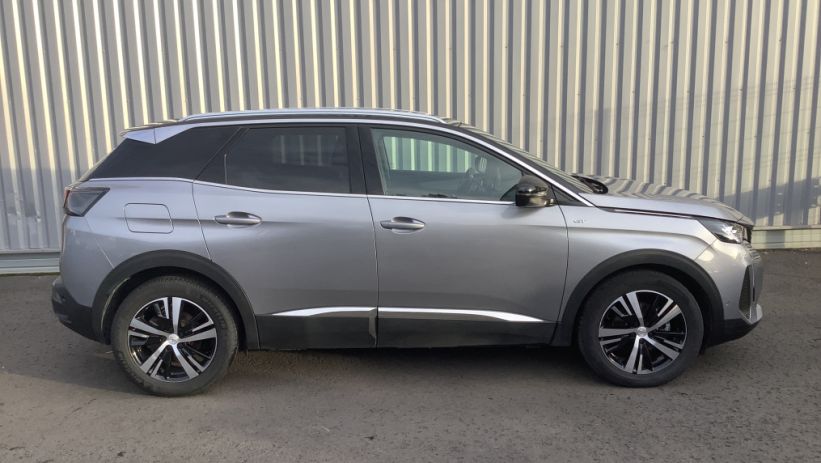 Aperçu du véhicule : 3008 Hybrid 136 e-DCS6 GT