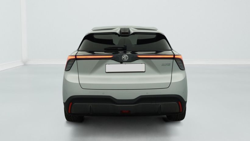 Aperçu du véhicule : 64KWH 204CH LUXURY