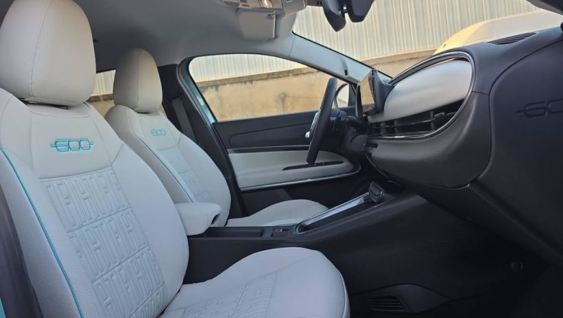 Aperçu du véhicule : T-Gen 3 1.2 Hybrid 110ch eDCT6 La Prima