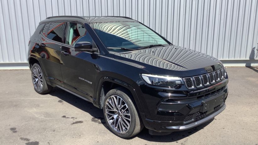 Aperçu du véhicule : COMPASS 1.5 Turbo T4 130 ch BVR7 e-Hybrid Summit