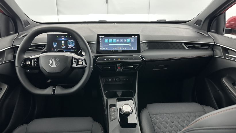Aperçu du véhicule : 1.5 Hybrid+ 195ch Luxury