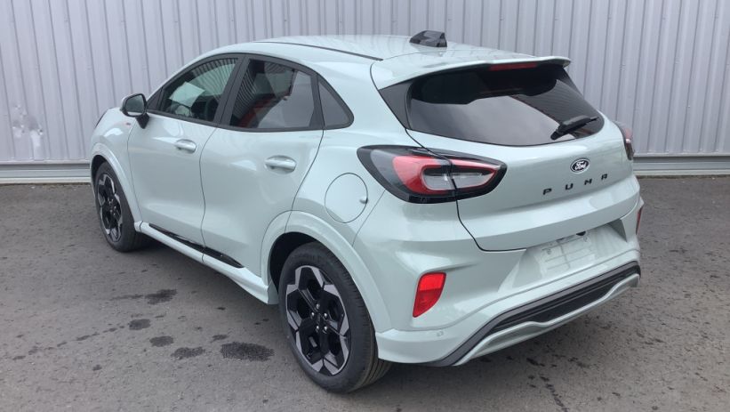 Aperçu du véhicule : PUMA 1.0 EcoBoost 125 ch mHEV S&S Powershift ST-Line X