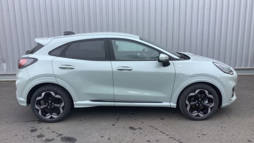 Aperçu du véhicule : PUMA 1.0 EcoBoost 125 ch mHEV S&S Powershift ST-Line X