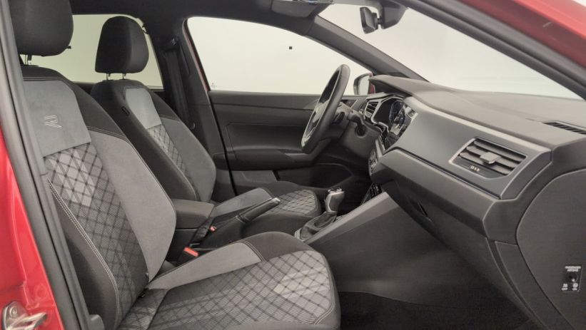 Aperçu du véhicule : 1.0 TSI 95 S S DSG7 R-line