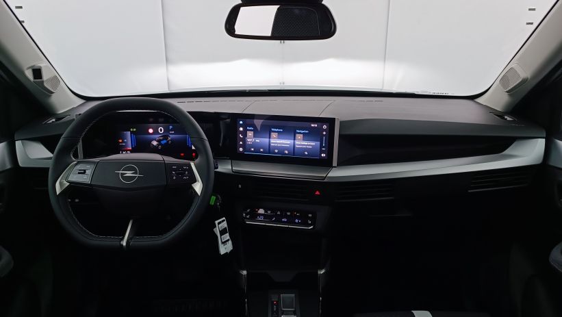 Aperçu du véhicule : 1.2 Turbo Hybrid 145ch GS e-DCT6 7PL