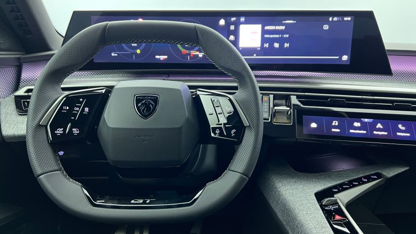 Aperçu du véhicule : Nouveau Hybrid 145 e-DCS6 GT Bleu Obsession avec 4150€ d'équipements inclus