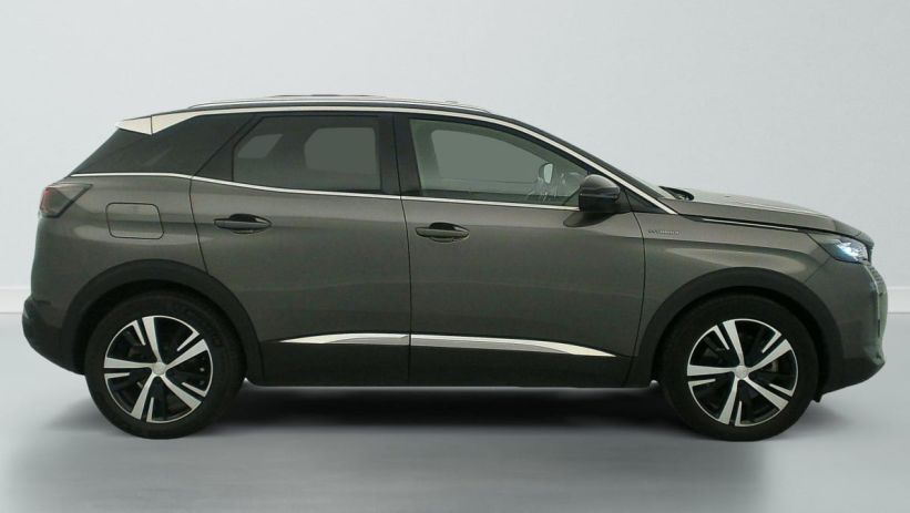 Aperçu du véhicule : Hybrid4 300 e-EAT8 GT