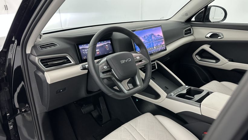 Aperçu du véhicule : 1.5 DM-i PHEV 212ch Boost