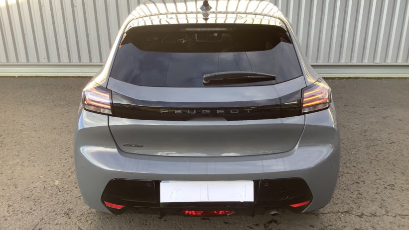 Aperçu du véhicule : 208 100 S&S BVM6 Allure