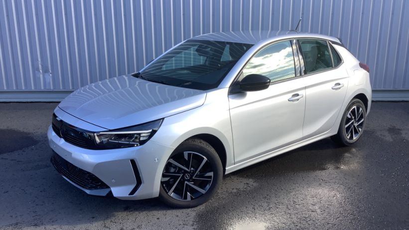 Aperçu du véhicule : CORSA 1.2 Turbo 100 ch GS