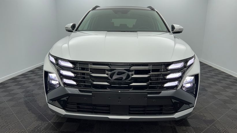 Aperçu du véhicule : Nouveau 1.6 T-GDI 215 Hybrid BVA6 Executive Serenity White avec 1680€ d'équipements inclus