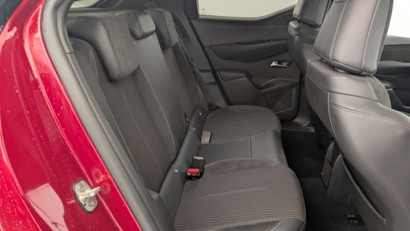 Aperçu du véhicule : PureTech 100 BVM6 Performance Line