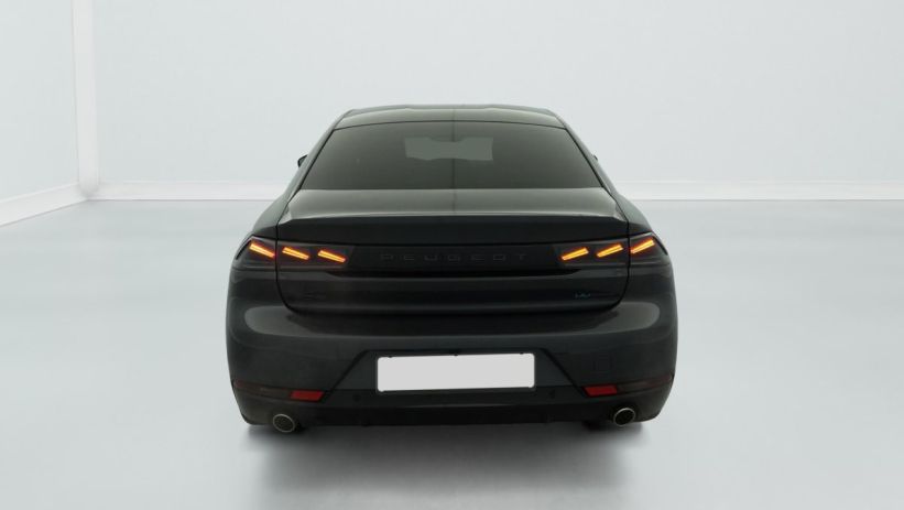 Aperçu du véhicule : Hybrid 225 e-EAT8 Allure