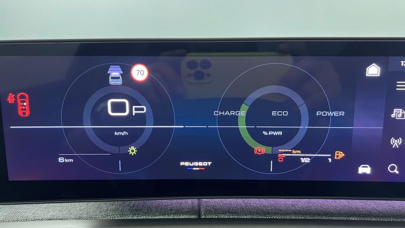 Aperçu du véhicule : Nouveau Hybrid 145 e-DCS6 GT Bleu Obsession avec 4150€ d'équipements inclus