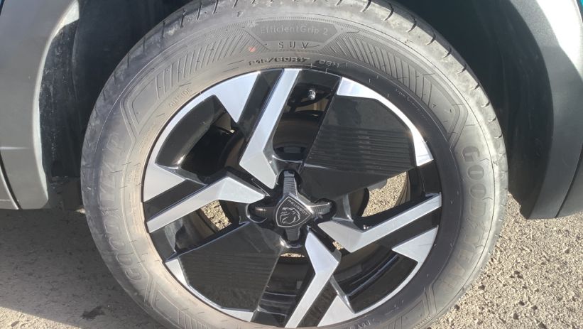 Aperçu du véhicule : 2008 100 S&S BVM6 Allure