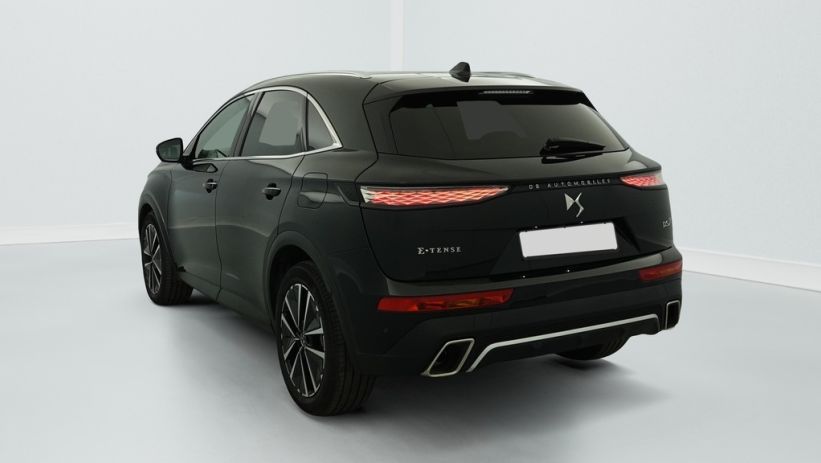 Aperçu du véhicule : Hybride Rechargeable E-Tense 225 EAT8 Opera