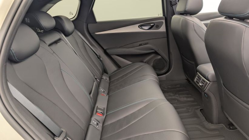 Aperçu du véhicule : 1.5l DM-i 156 kW PHEV Comfort