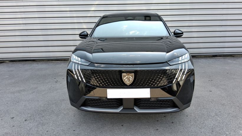 Aperçu du véhicule : 3008 Hybrid 145 e-DCS6 GT Exclusive