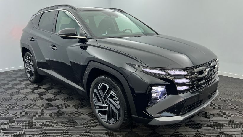Aperçu du véhicule : Nouveau 1.6 T-GDI 215 Hybrid BVA6 N Line Executive Abyss Black avec 1680€ d'équipements inclus