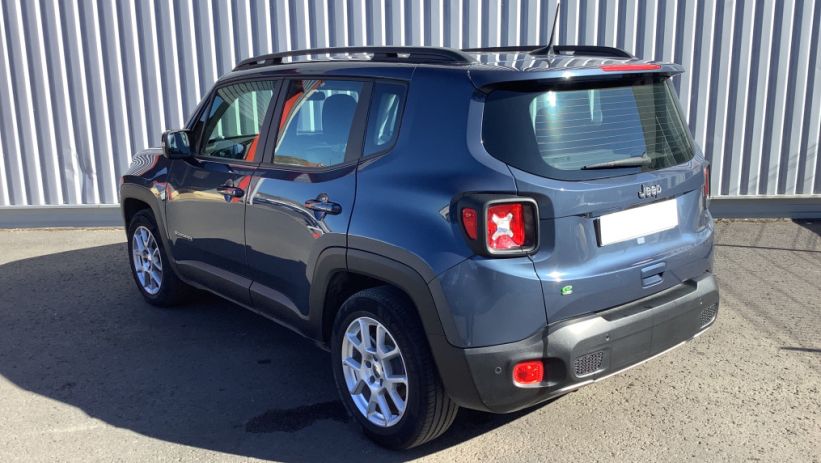 Aperçu du véhicule : RENEGADE 1.5 Turbo T4 130 ch BVR7 e-Hybrid Limited