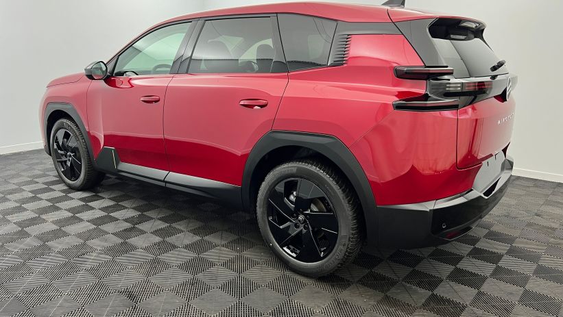 Aperçu du véhicule : Nouveau Hybrid 145 e-DCS6 Max Rouge Rubis avec 1600€ d'équipements inclus