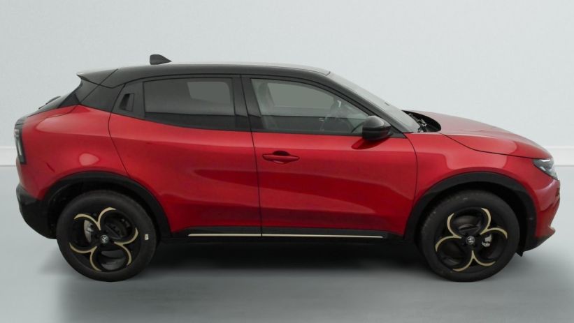 Aperçu du véhicule : 1.2 Ibrida 145 ch eDCT6 Intensa