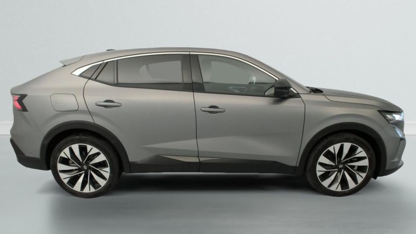 Aperçu du véhicule : E-Tech full hybrid 200ch Techno