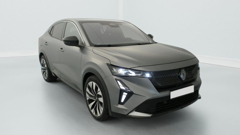 Aperçu du véhicule : E-Tech full hybrid 200ch Techno