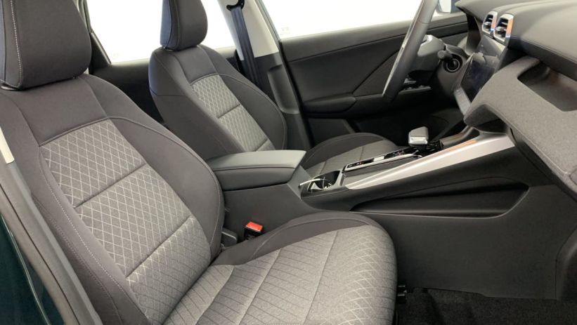 Aperçu du véhicule : 1.5 L Hybrid+ 197 ch Standard