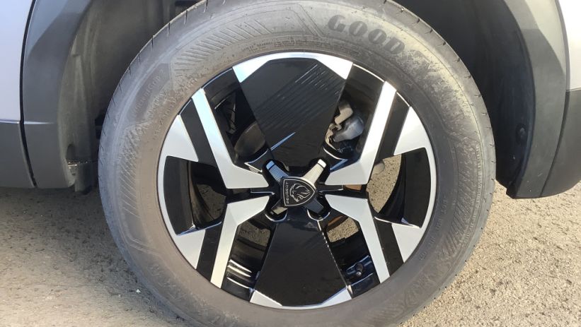 Aperçu du véhicule : 2008 100 S&S BVM6 Allure