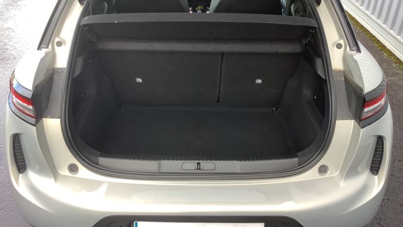 Aperçu du véhicule : DS 3 PureTech 130 EAT8 Performance Line