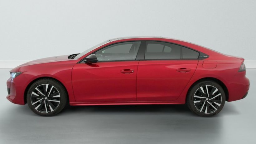 Aperçu du véhicule : Hybrid 225 e-EAT8 GT