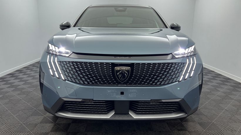 Aperçu du véhicule : Hybrid 145 e-DCS6 GT Bleu Ingaro avec 5700€ d'équipements inclus