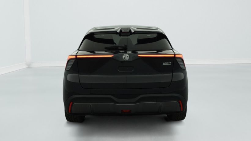 Aperçu du véhicule : 64KWH 204CH LUXURY