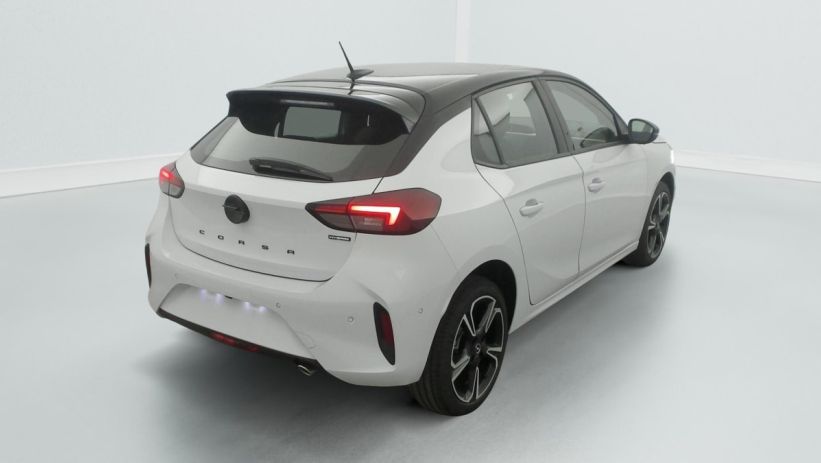 Aperçu du véhicule : 1.2 Turbo Hybrid 110 ch e-DCT6 GS