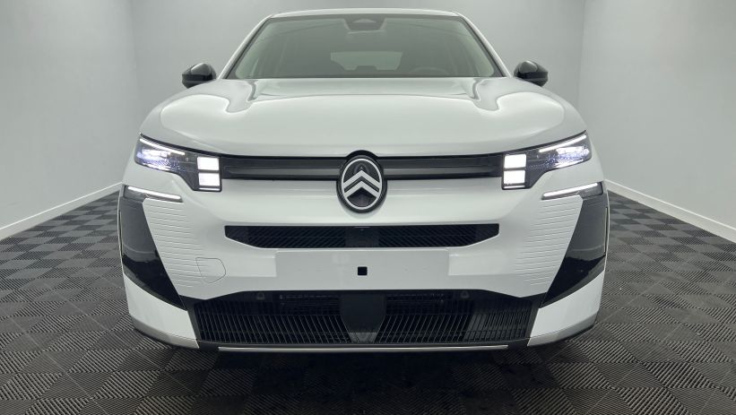 Aperçu du véhicule : Nouveau Hybrid 145 e-DCS6 Max Blanc Okénite avec 2220€ d'équipements inclus