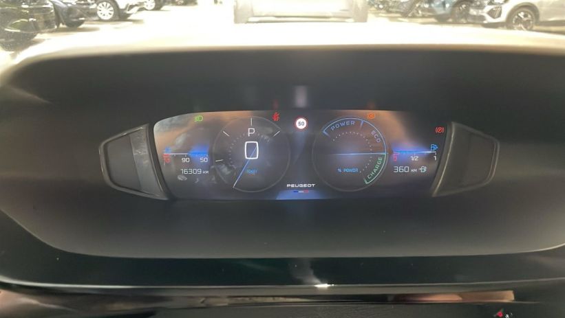 Aperçu du véhicule : Hybrid 145 e-DCS6 Allure
