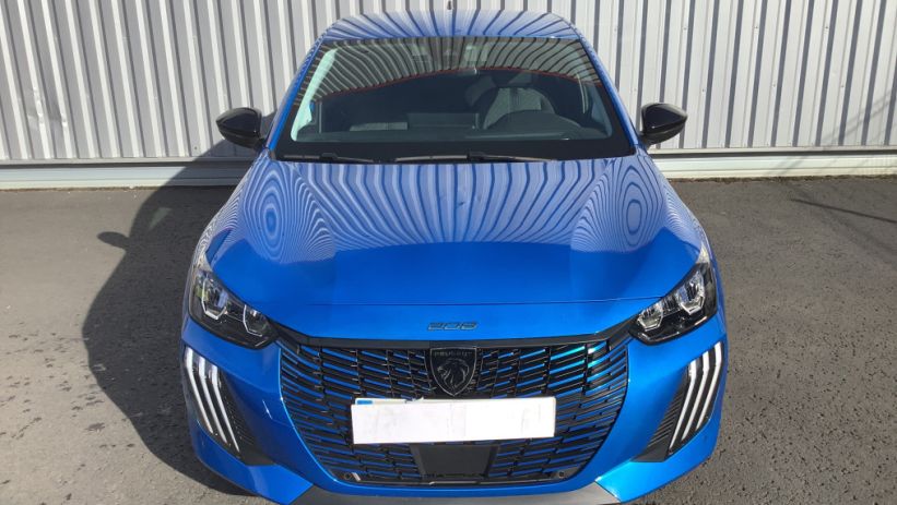 Aperçu du véhicule : 208 100 S&S BVM6 Allure